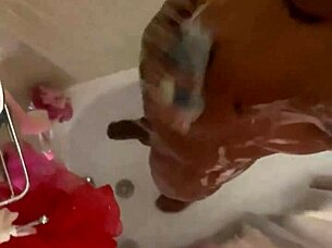 Oh baby, from shower to streets, meet me in the sheets!