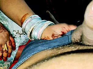 shadi me ja rhi bhabhi ki majhedar chudai with horny sucking and big tits pov action! 🍑🔥