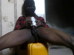 Oh man, this casting interview turns wild with a British amateur getting creampie action using her silicone toy for the first time in homemade USA style fun.