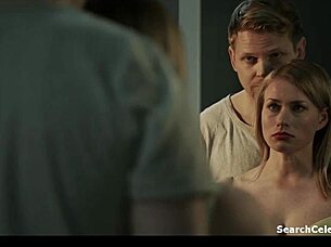 Why does Minka Kuustonen get topless in Raja S01E03 2014 scene?