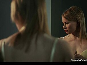 Why does Minka Kuustonen get topless in Raja S01E03 2014 scene?