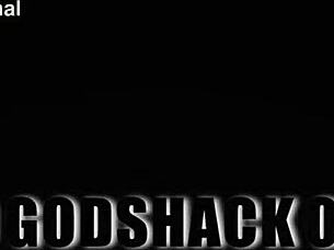 Vittoria Divine Dominates Gangbang With Double Penetration And Piss