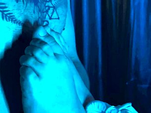 Up close and personal with Artemis's sweaty feet