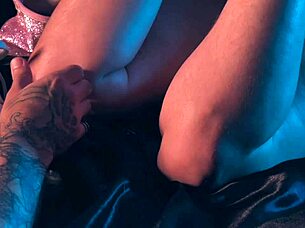 Up close and personal with Artemis's sweaty feet