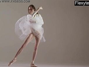 Blonde gymnast shows off flexible moves