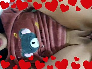 babysitter gets fucked missionary by guy until creampie on shaved pussy for valentines day