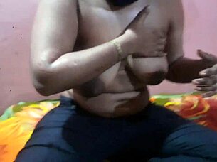 hey, slipping that dildo and fingers deep inside my tight wet pussy feels so amazing 😏