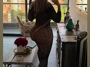 Biggest asses you can't resist cumming to.