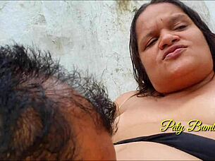 An�o mais famoso da televis�o de lua de mel na praia com paty bumbum no brasil