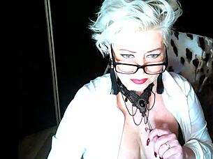 My mature secretary is a webcam pro, always knew she's a cool one