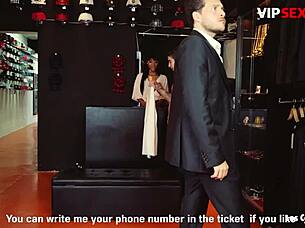 oh god, black slut noe milk gettin consoled by two euro cocks