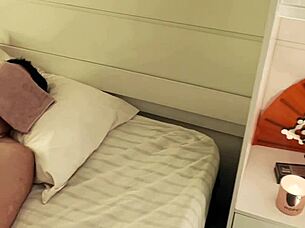 Oh yeah, I grabbed that client and teased him just right during the massage!