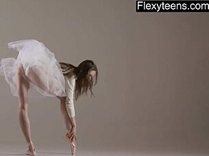 Blonde gymnast shows off flexible moves