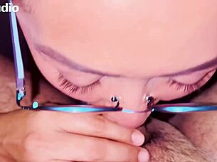 my sexy putita frida gives a sensual mamada, chupa la verga rico in homemade cumshot group.