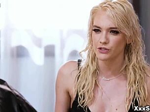 holy shiiit, stacked blonde ts brittney kade anal fucks kenna james then gets strapon ass action back 😱🍑