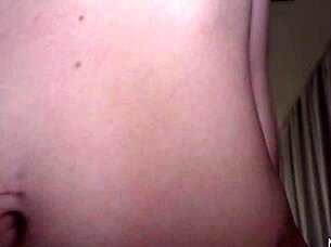 MISTRESS WITH A HAIRY PUSSY FUCKED THE DELIVERY MAN HARD!