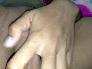 Shaved Tight Pussy Gets Wet Creampie In Sexy Amateur Fucking