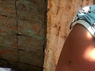 Batendo na amiga enjoys a wild session with sex toy fun.