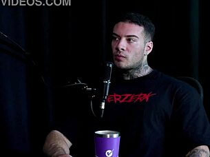 Specific Details on See Through Styles Without Sex in Rafinha Do Cref Video