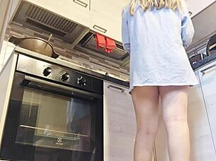 Narrative sentence case short title: Washing dishes without panties.