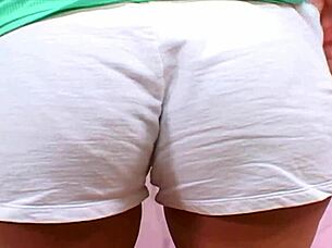 Kimberly kole enjoys barefoot sex in fishnets with anal fingering and pussy licking 😈👣