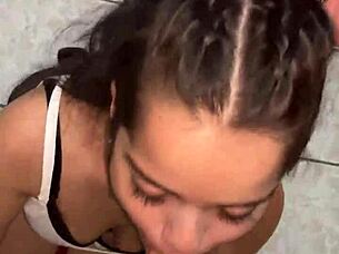 Chupar o pau cheio de veias do wellington prado e deixar ele todo babado antes de meter em mim é um tesão