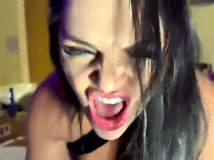 Why take big thick cock in ass bareback to please husband like hotwife Paolla?