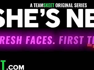 Hot blue-eyed amateur girl's tight pussy fucked pov in homemade sextape