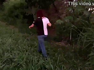 morrita cogiendo en el cerro!