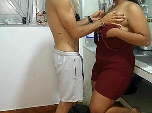 Amateur Follada To The Woman In The Kitchen At Lunchtime With Blowjob Rough Latina Big Ass Homemade Curvy Interracial Natural Tits POV