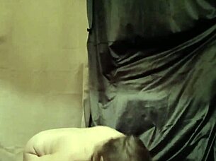 2025 03 08 Esclave F Urinoir Humain