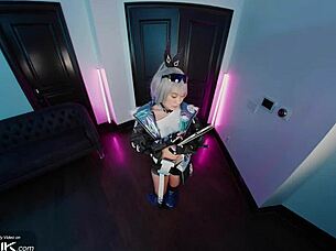 Wow, asijská Silver Wolf sátá hluboko a šuká tvrdě v Honkai Star Rail cosplayu