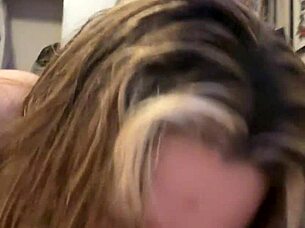 i'm tryin to give a rich blowjob in the room but mess up the words