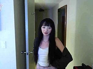 Oh man, the older Seth Brogan creampies brunette babysitter Cecelia Taylor, it's so intense