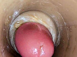 Spermă masivă în pizdă strânsă suculentă cameră internă ASMR 4K