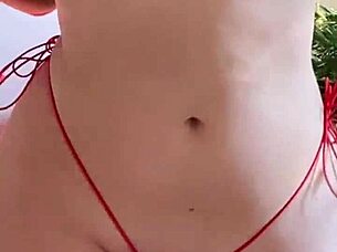 The sexiest curvy elf you'll ever see