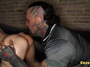 Whoa, check this tatted tart blowing and banging her brunette beau in HD 😈🔥