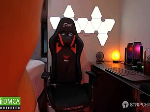 Culona shows off that big ass!