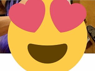 Latina Cachonda En Perrito Quiere Chuparme La Polla Y Follar En Toda Las Poses