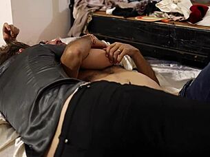 I rim her in black leather pants and white satin thong then doggystyle pov