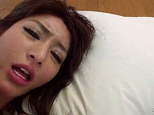 OH YES, SEDUCE ME WITH THOSE BIG PUSSY LIPS FOR UNCENSORED CREAMPIE FUCK!