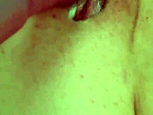 Dildo play leads to cum release in a relaxed setting