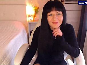 hey, helga muah's bad behavior in red lingerie with ass wiggling tease is so sexy! 🍑🔥