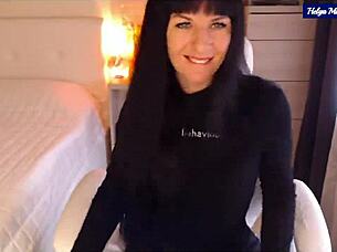 hey, helga muah's bad behavior in red lingerie with ass wiggling tease is so sexy! 🍑🔥