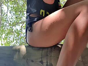 Teen Lady's Public Pussy Play