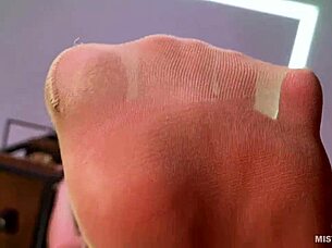 worship those nylon soles, you pathetic worm under the goddess's feet!