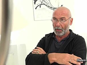 Blonde teen 18+ jerks and sucks old grandpa 😏