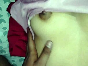 Desi Village Girl Gets Intense Blowjob And Hardcore Fucking From Boyfriend In Ranch With Hindi Audio