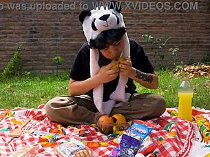 Oh man, I-I love this picnic with all the vomit and barf fetish stuff outdoors... wait, full movie?