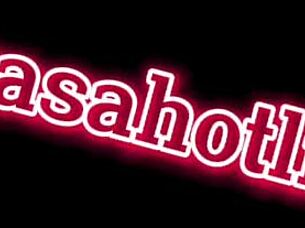 Safada empina o rabo pra macho comer sua bunda grande 😈🍑